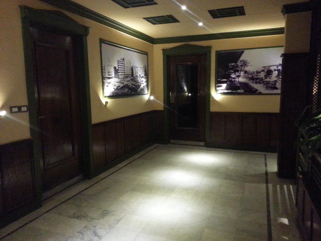 ホテル Carlton Downtown カイロ エクステリア 写真
